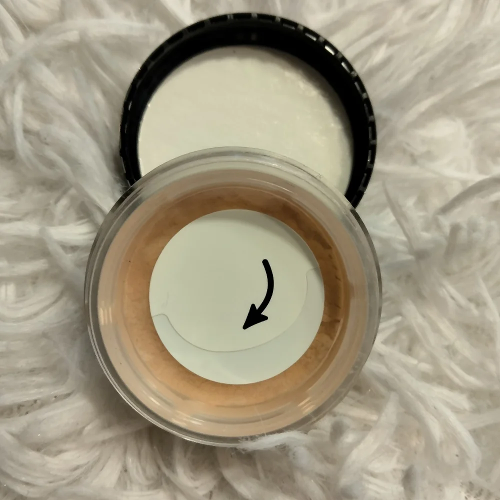 🆕 Mineral Veil Loose Finishing Powder Mini